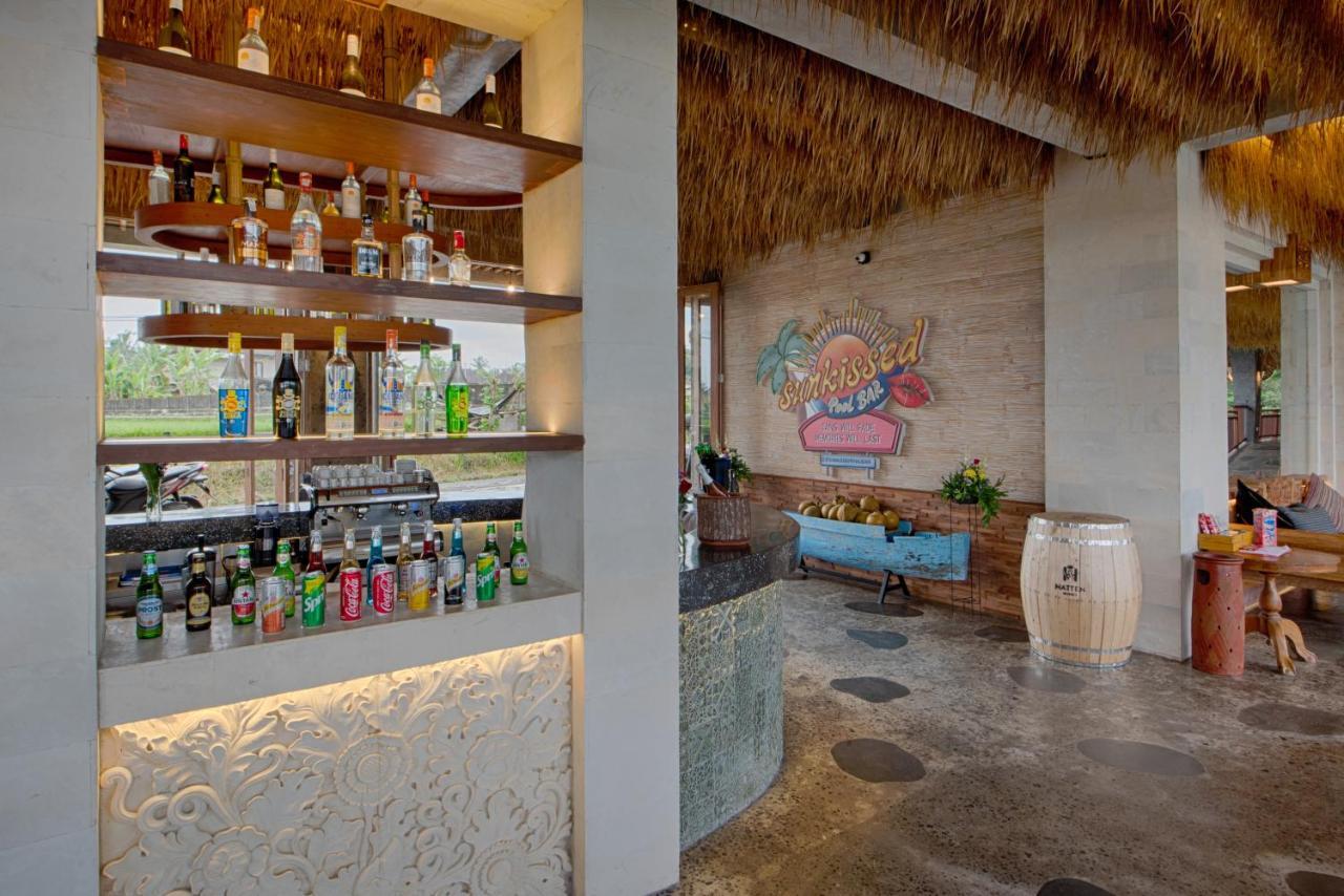 Kastara Resort Ubud Exterior foto The bar at the restaurant
