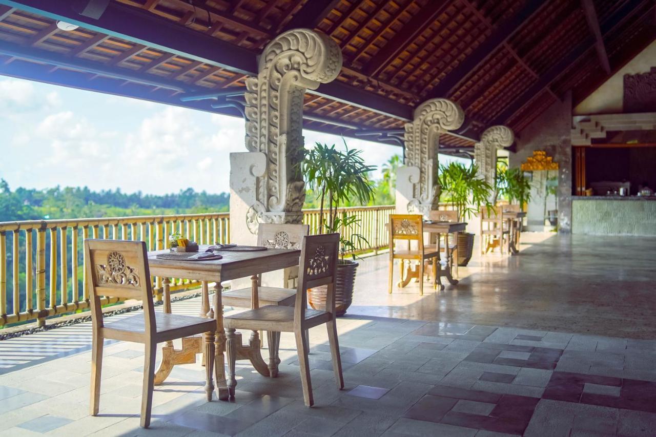 Kastara Resort Ubud Exterior foto The restaurant at the hotel