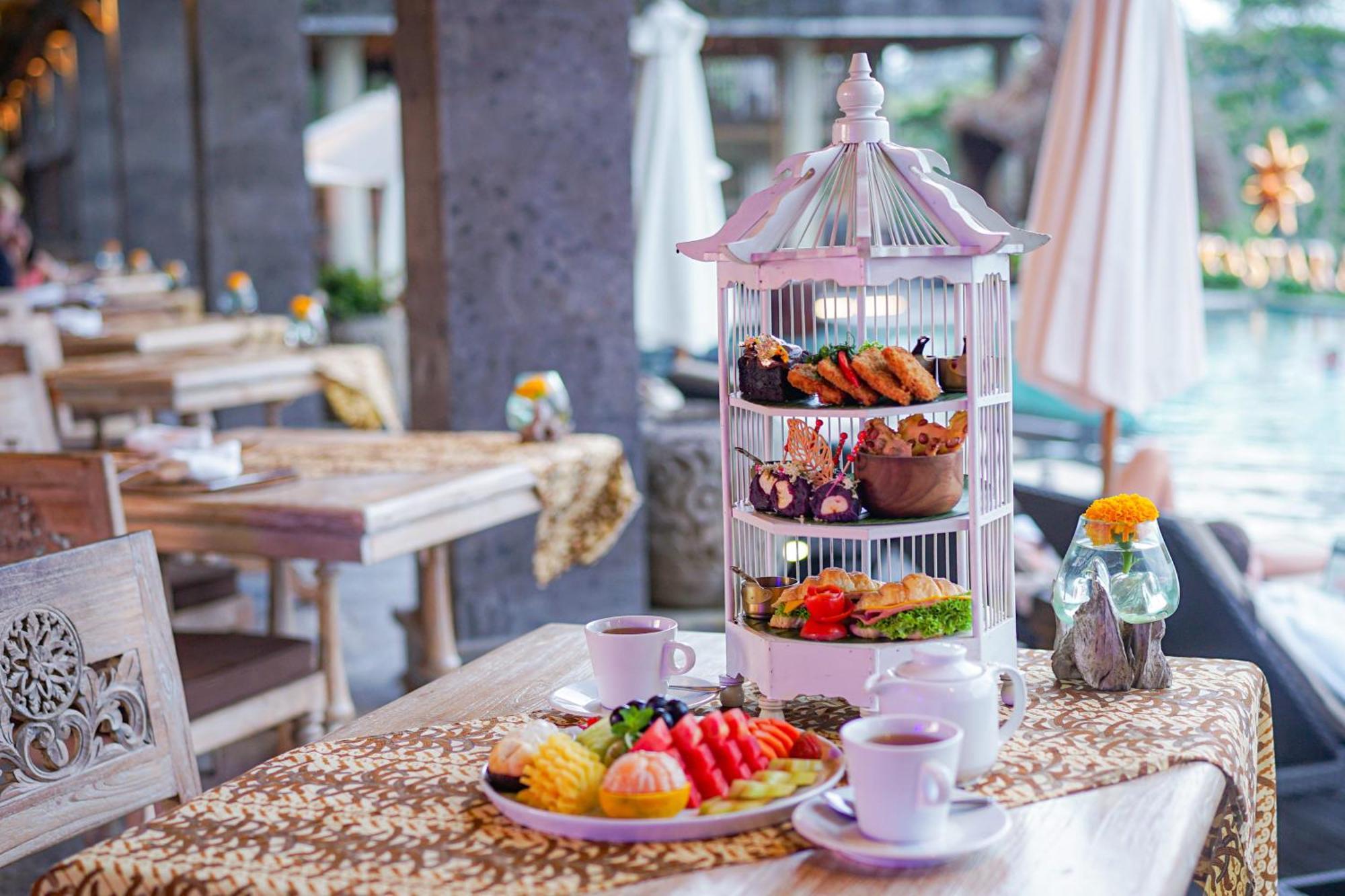 Kastara Resort Ubud Exterior foto Afternoon tea at a hotel